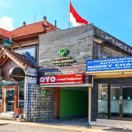 Capital O 1666 Grand Pudjawan Hotel Near Kuta Beach Kuta Lombok Exterior foto