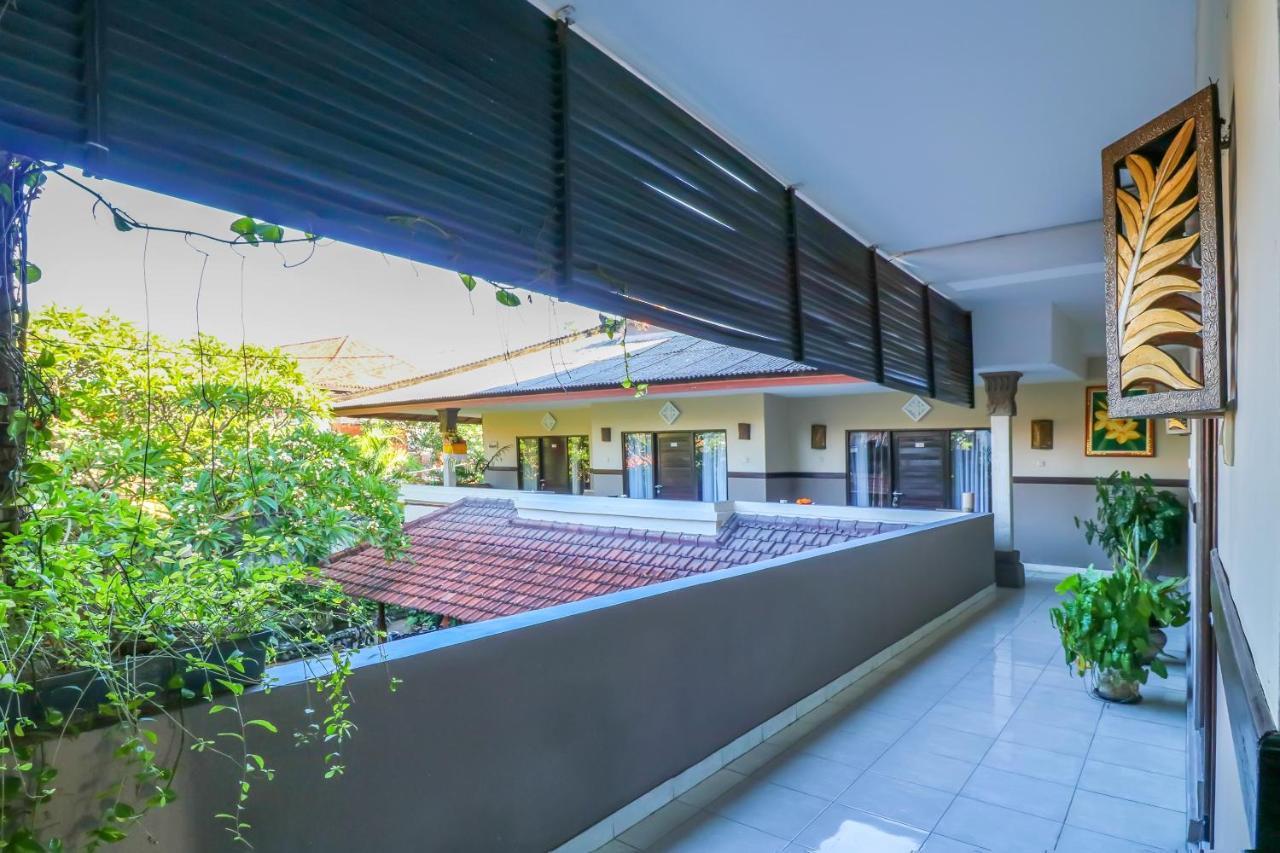 Capital O 1666 Grand Pudjawan Hotel Near Kuta Beach Kuta Lombok Exterior foto
